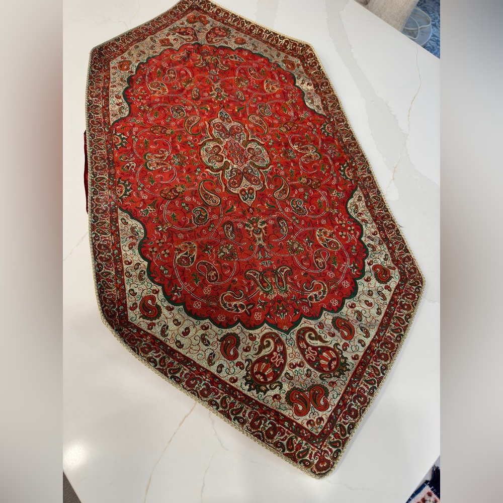 Paisley Runner Gold and Red